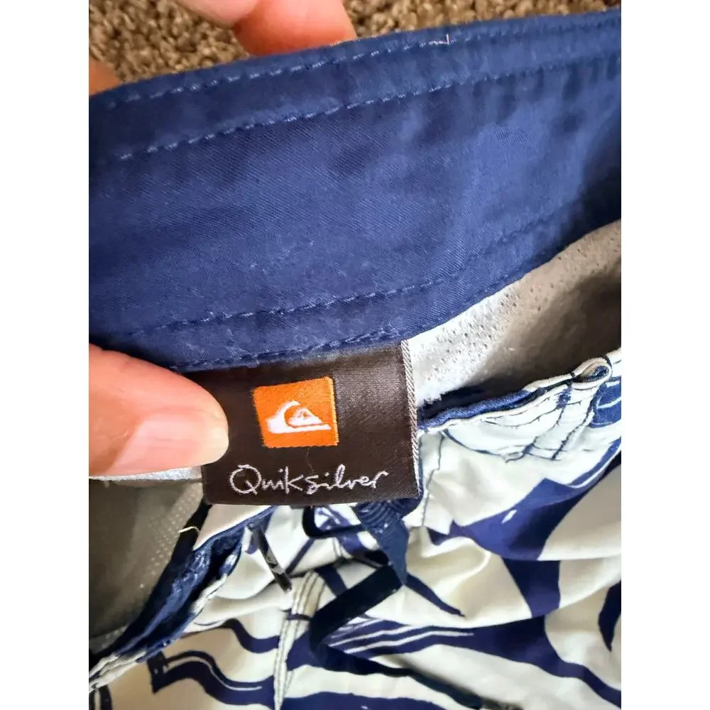 3 for $9 Quicksilver Swim Shorts XXL - Picture 4 of 6